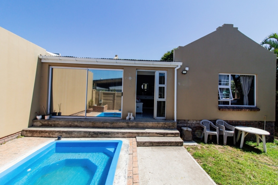 3 Bedroom Property for Sale in Beacon Bay North Eastern Cape